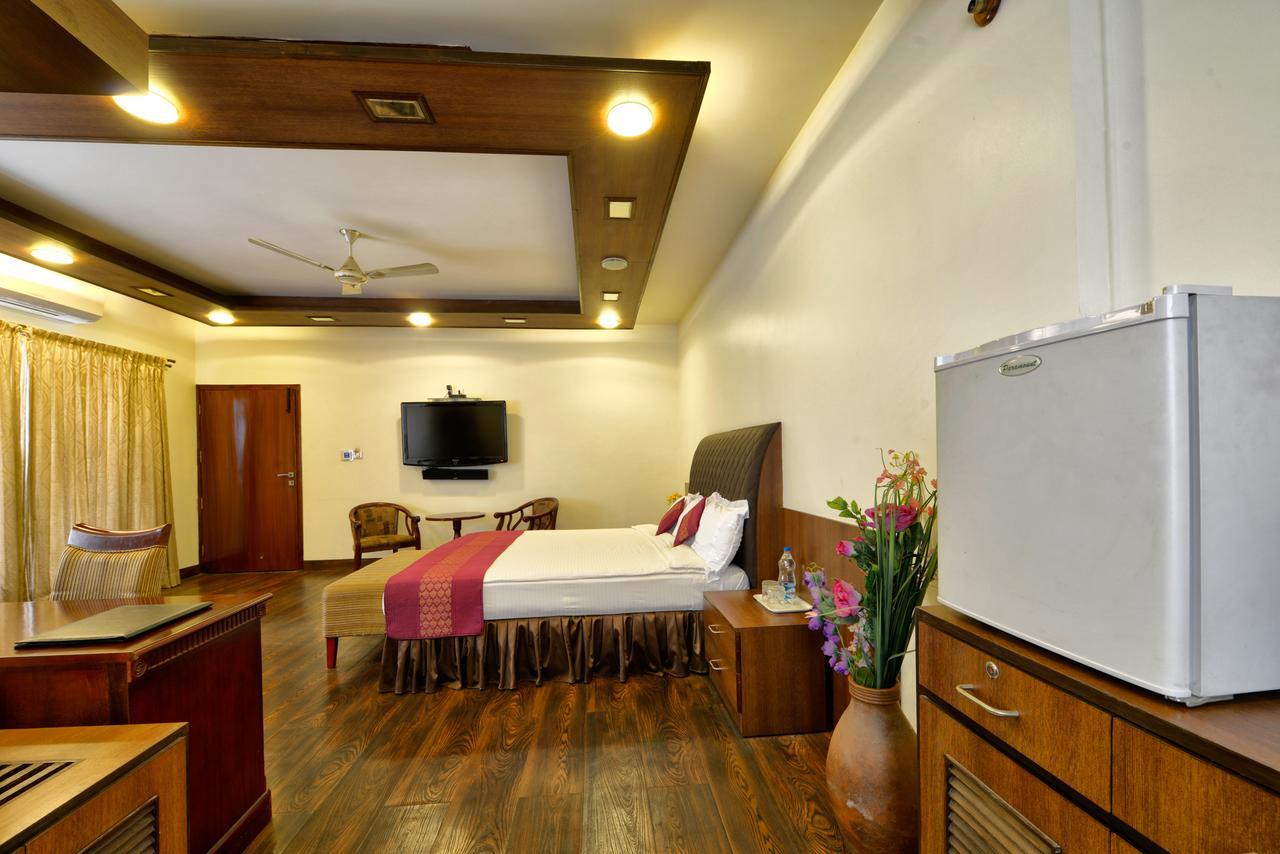 Pleasant Boulevard Mg Road Bangalore Exterior photo